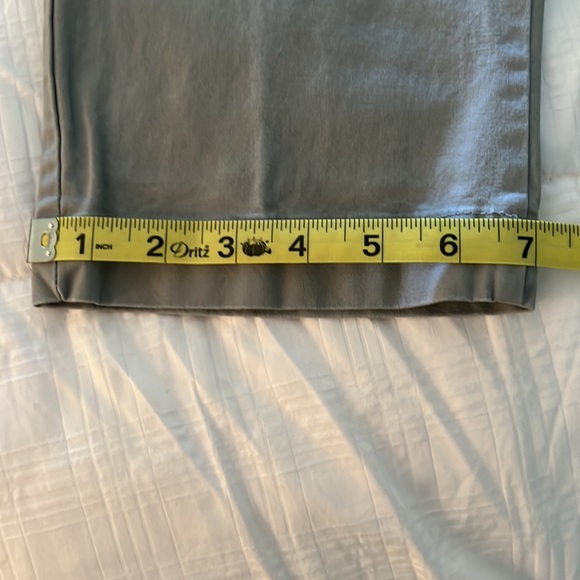 Gap khakis / chinos - Light Gray - 36x32 - excellent condition - Picture 6 of 7